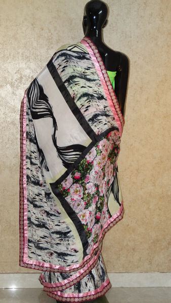 Italian Crepe - Floral bunch with Abstract Print white Saree – Rang Riwaaz