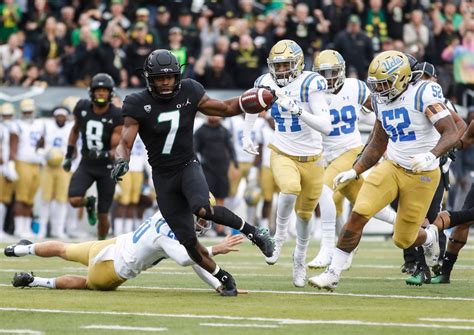 Disastrous special teams doom UCLA football vs. Oregon - Daily News