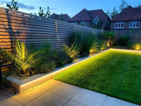 Low Maintenance Landscaping Backyard, Modern Backyard Landscaping ...