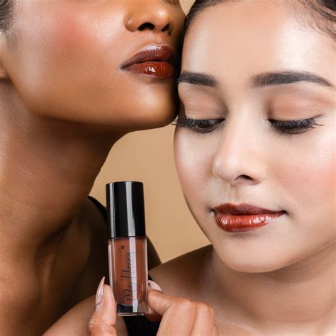 MyHues HyGlow Lip Elixir Amya (Caramel Brown) | Best Lip Gloss in India ...