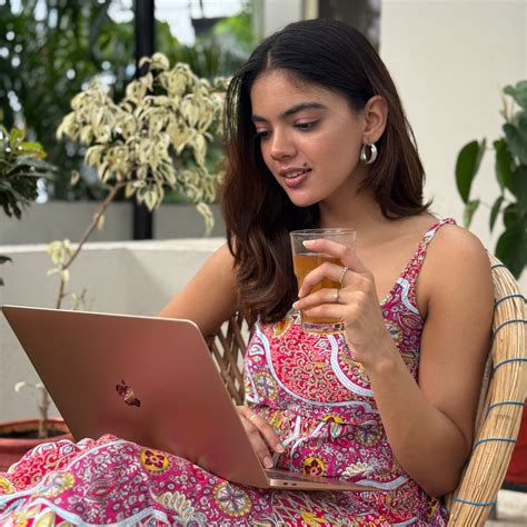 Premium Iced Tea & Natural Tea Blends | Tealayas India