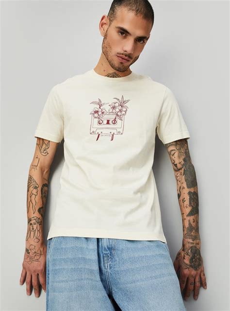 Buy Men Graphic Printed T-shirt Online at just Rs. 249.0 ...