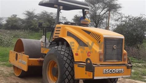 Soil Compactor on Rent | Soil Compactor for rent near me - Heavy Equipments