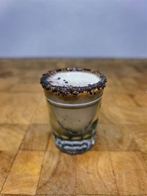 Girl Scout Cookie Shot Recipe | Occasional Cocktails