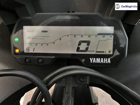 Yamaha FZ and YZF to soon get Bluetooth enabled instrument clusters ...