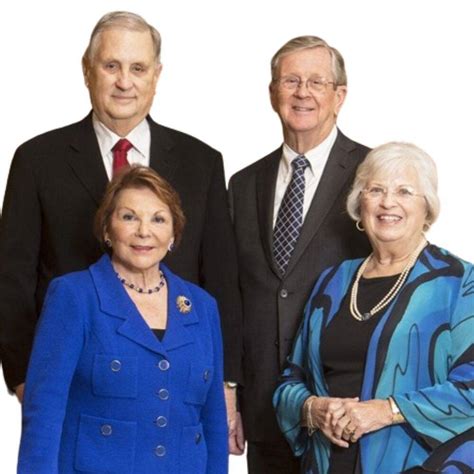 [Updated 2025] List of the Top 10 Richest Families in the World
