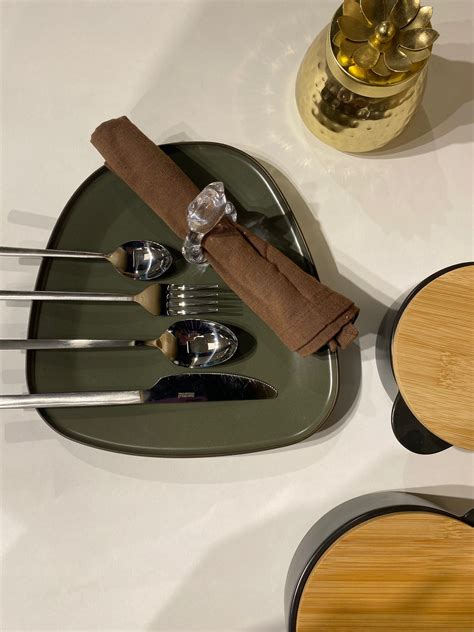 SilverEdge Aleena Tea Spoon set of 6 – Porcelain & More