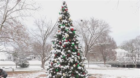 Light Up Louisville, tree lightings, and holiday events kick off this ...