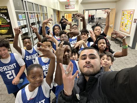 Boys Basketball Team – Charles Warren Fairbanks School 105