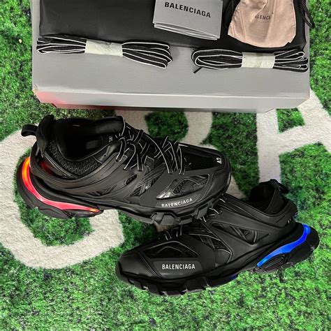 Balenciaga Track LED Black – LKSS