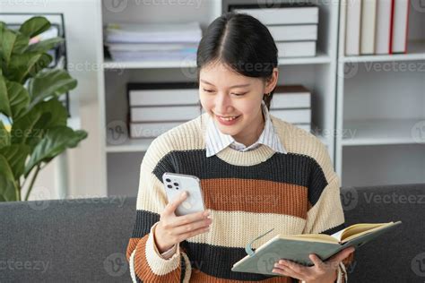 Asian girl students study online, stay at home, teacher, video call ...