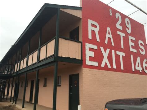 ASH FORK INN - Motel Reviews, Photos, Rate Comparison - Tripadvisor