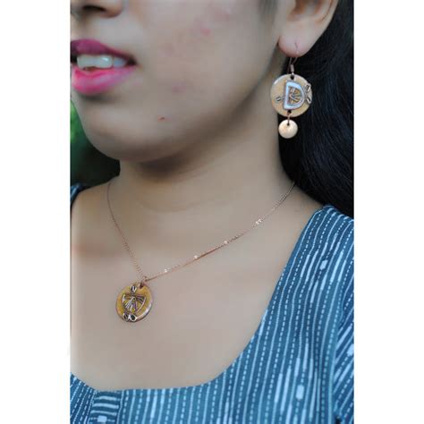 Pendants - Buy Tibetian Pendants for Women Online – iTokri आई.टोकरी