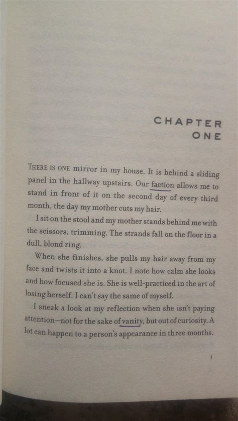 Divergent Movie Tie-in Edition (Divergent Series, 1) : Roth, Veronica ...