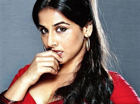 Vidya balan revealed she felt pressured to act younger after parineeta ...