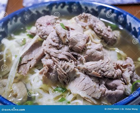 Vietnamese Special Noodle Soup (Pho Dac Biet) Stock Photo - Image of ...