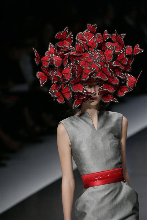 15 Famous Fashion Designers you Need to Know | Love Happens