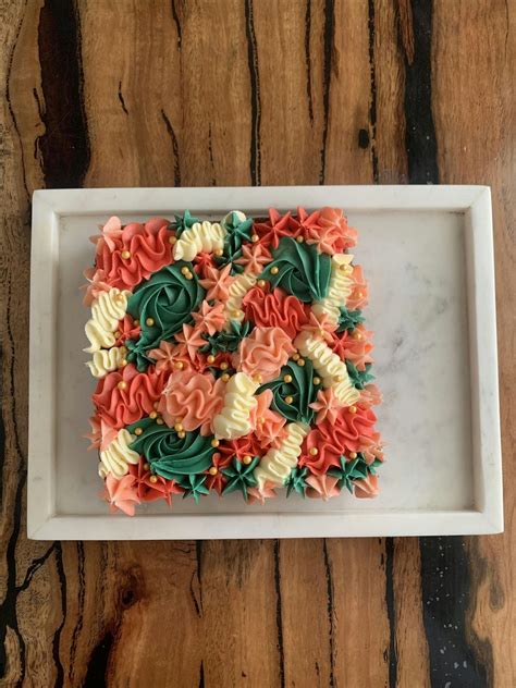 Christmas buttercream loaded slice, Cake Tinz n' Thingz, Balcatta, 8 ...