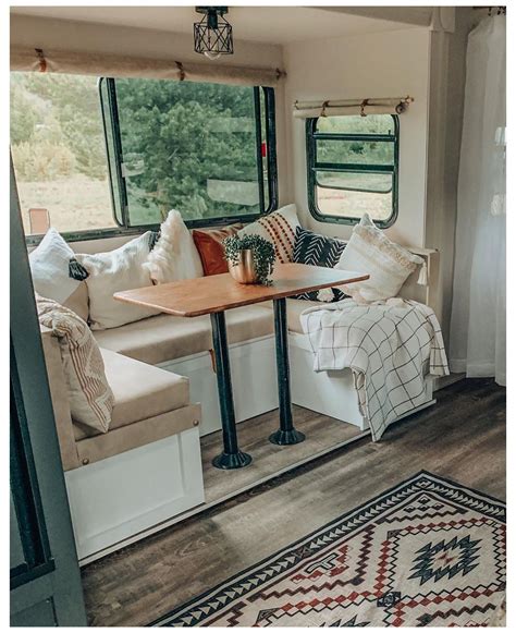 21 Stunning RVs & How They're Decorated #travel #trailer #decorating # ...