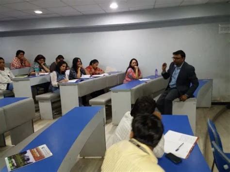 R.A. Podar Institute of Management Jaipur Campus: Photos, Virtual Tour