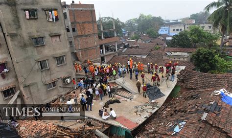 building Collapse News Photo Under-construction buildin...