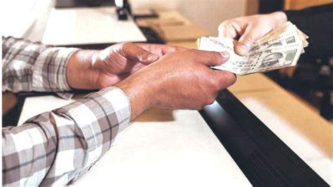 മാസപ്പടി പിരിവ് വീണ്ടും, റേഷൻ വ്യാപാരികളെ പിഴിയാൻ ഉദ്യോഗസ്ഥരും ...