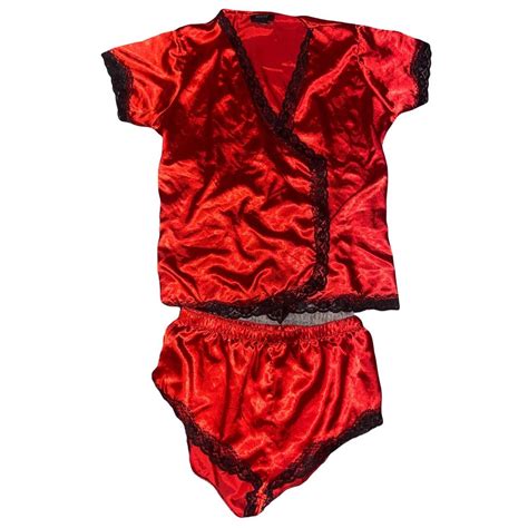 ASHRO RED AND BLACK LACE PAJAMA SET top ties to... - Depop