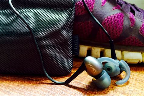 The best wired exercise headphones - AIVAnet