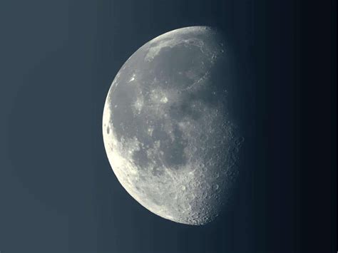 10 Spiritual Meanings of Gibbous Moon [Waxing & Waning] - What Spiritual