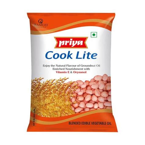 Priya Cook Lite Blended Edible Vegetable Oil, 1 Litre : Amazon.in ...