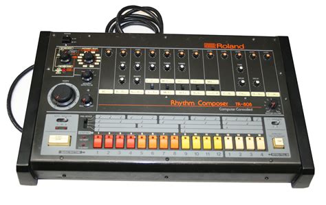 Roland TR-808 photo gallery - Syntaur
