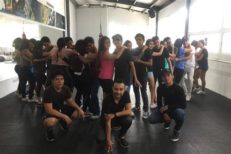 Dancing Class 的图像结果