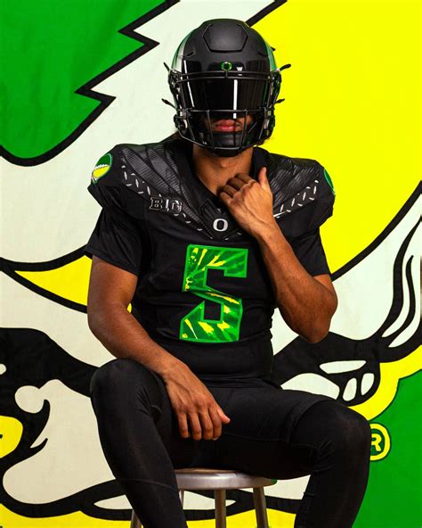 Oregon Ducks 2025 Grateful Ducks Jersey