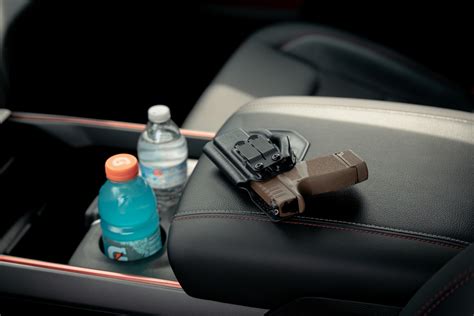 Springfield Hellcat Holster: The Right Holster For Your Carry Gun