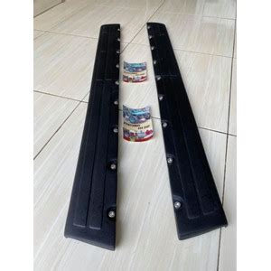 Jual Cover variasi fiber jimny katana bawah pintu dek body list ...