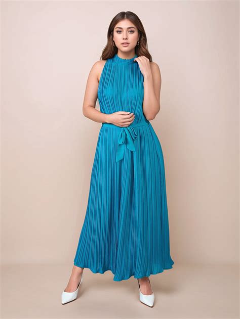 Buy Latest women Outfits on sale