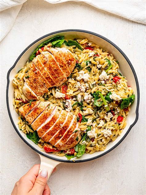 Spinach, feta, chicken and orzo bake - quick, easy, and healthy!