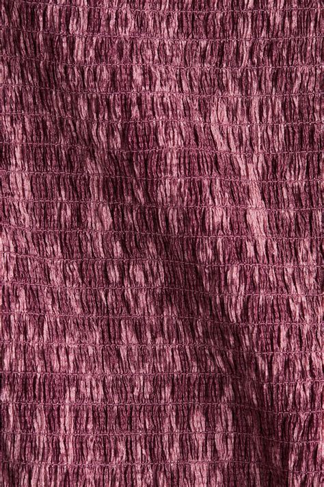 Smocked cropped top - Dark pink/Patterned - Ladies | H&M IN