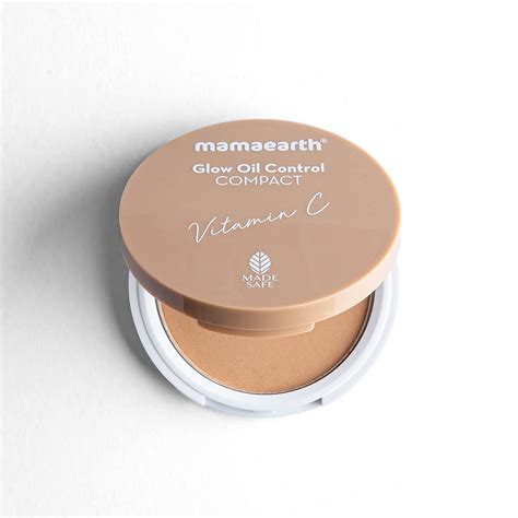 Buy Mamaearth Glow Oil Control Compact Spf 30 With Vitamin C & Turmeric ...