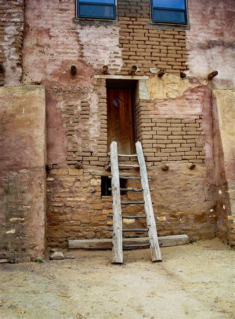 Fotos gratis : madera, calle, casa, callejón, pared, cabaña, antiguo ...