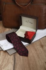 Buy Men Black Print Tie and Pocket Square Online - 876494 | Louis Philippe