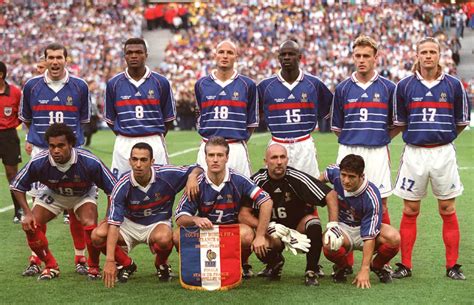 法国足球梦回1998：过去庆祝世界杯夺冠 现在感谢姆巴佩出生_腾讯网
