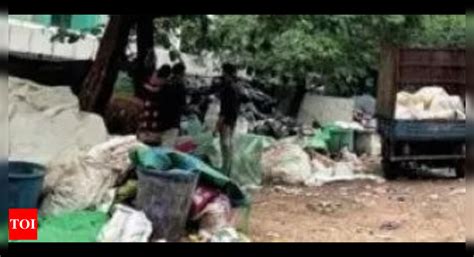 Pmc: Garbage Sorting On Amenity Space Pits Bplr Residents Against Pmc ...