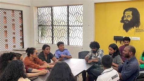 അനീതികള്‍ക്കും ജാതി വിവേചനത്തിനുമെതിരേ പ്രതിഷേധിക്കുന്നവർക്കൊപ്പം ...