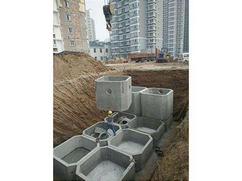 德海 圆形保温水箱 养殖灌溉蓄水池 不锈钢水塔支持定制经久耐用