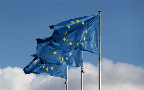 EU denies bowing to tech lobby on data centre green impact