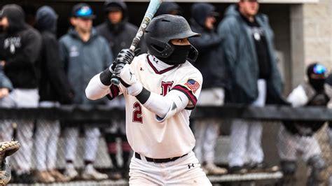 Baseball Downed by Johnson & Wales in Friday, GNAC Series - Dean College