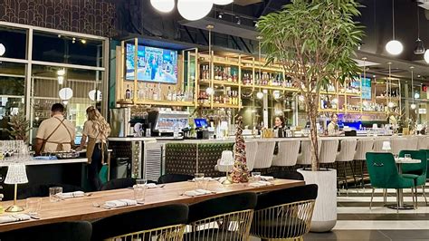 Rose Park Bistro opens in Roseville Fountains | abc10.com