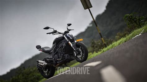 2021 Benelli 502C first ride review - Overdrive