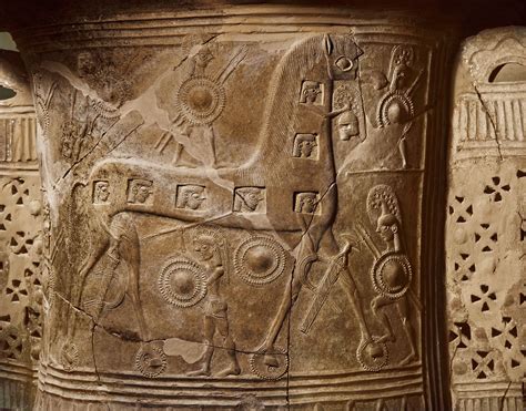 Trojan Horse Facts | Story Of The Trojan Horse | DK Find Out